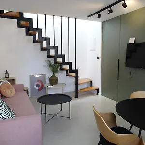  Ferienhaus Modern Small House With A Terrace